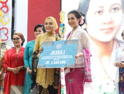 Kartini Masa Kini, Pemprov Kalteng Ajak Perempuan Tampil Percaya Diri Lewat Fashion Show