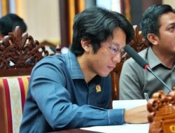 Anggota DPRD Harap Raperda MBLB Mampu Menjawab Tantangan Pengelolaan Sektor Pertambangan di Kalteng