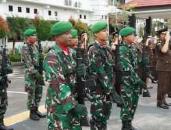TNI Lakukan Pengamanan Strategis di Kantor Kejari Palangka Raya