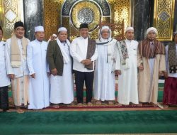 Idul Adha di Palangka Raya: Wagub Serahkan Kurban Presiden untuk Warga