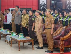 Seribu Wisudawan UPR, Bukti Kemajuan Pendidikan Kalteng
