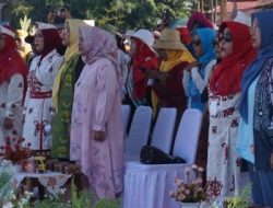 Hijrah Menuju Sehat: Muslimah Ikuti Jalan Santai