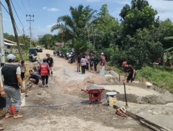 Jalan G. Obos Ujung Lanjutan Disemen Warga di HUT RI