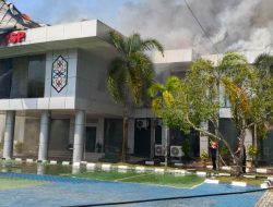 Atap Kantor DPMPTSP Kalteng Hangus, Diduga Korsleting Listrik