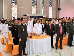 Veteran dan Warakawuri Barsel Terima Tali Asih Pemkab