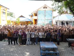 Sinergi OJK dan BPRS Mitra Amanah Bangun Kesadaran Finansial Siswa