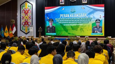 Dies Natalis ke-62, Kuliah Umum UPR Tekankan Peran Hukum Dalam Pembangunan Kesejahteraan