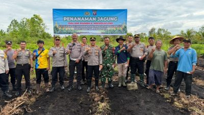 Polsek Pahandut Tanam Jagung di Lahan Tidur, Perkuat Ketahanan Pangan di Jekan Raya