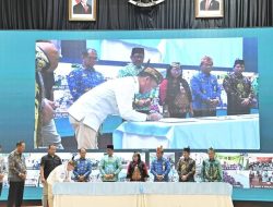 Pemprov Kalteng Perluas Akses Pendidikan, Puluhan Ribu Siswa Terima Bantuan Seragam Sekolah