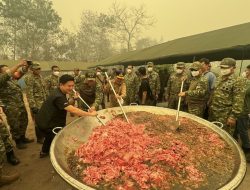 Kuliner Merah Putih Hadirkan Ribuan Porsi untuk Relawan Karhutla